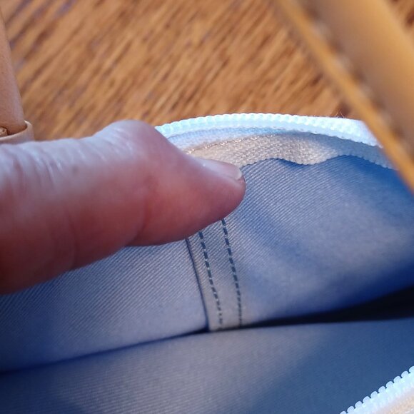 NEW WITH TAGS  Coach Zip Wristlet Wallet - Picture 3 of 5